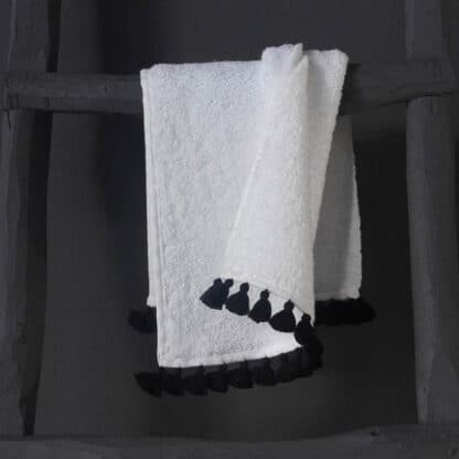 Linge de bain pompons noirs unis LAMU faits main, finition haut de gamme
