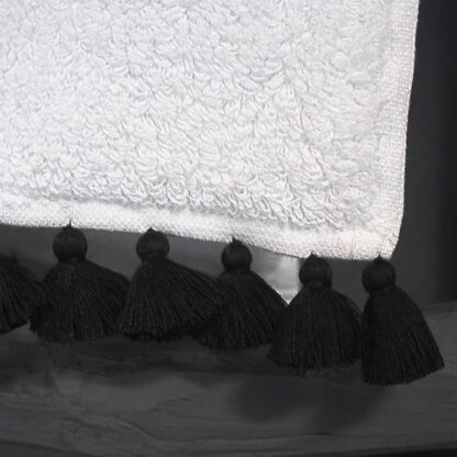 LAMU Black : white bath linen with black pompoms