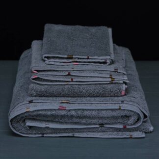 hand embroidery Memba bath linen folded