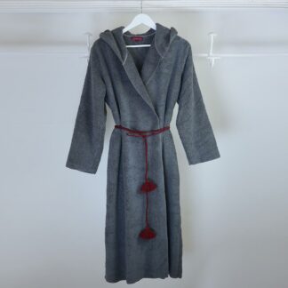 Grey terry bathrobe - carmine pompom